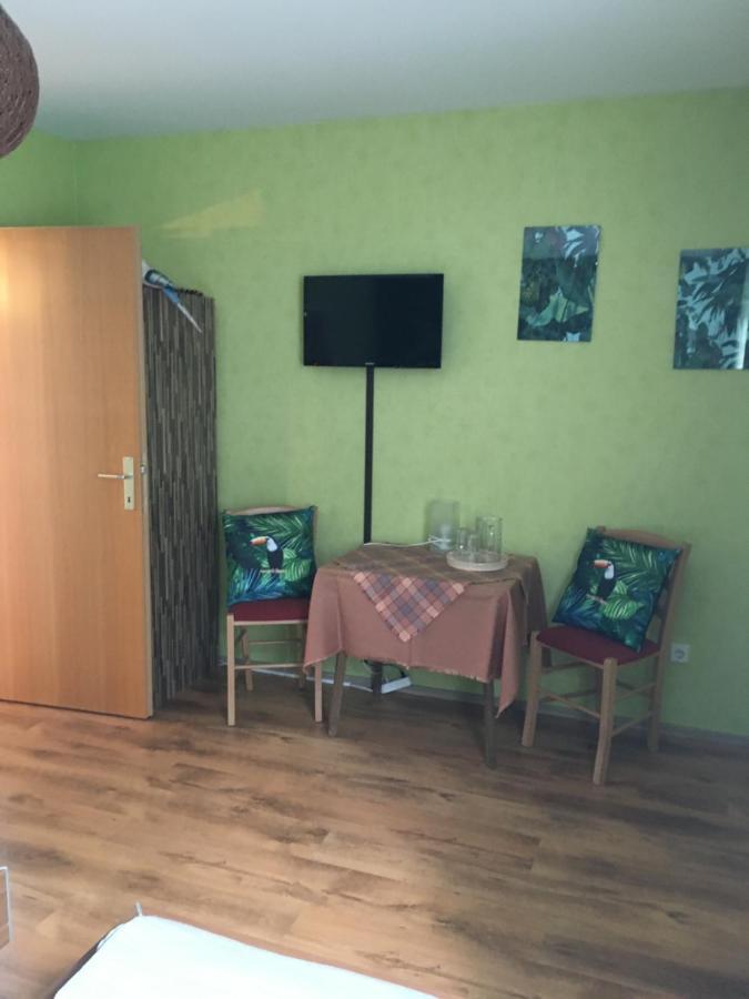 Gasthaus Zum Stadtwald Rottenmann Exteriör bild